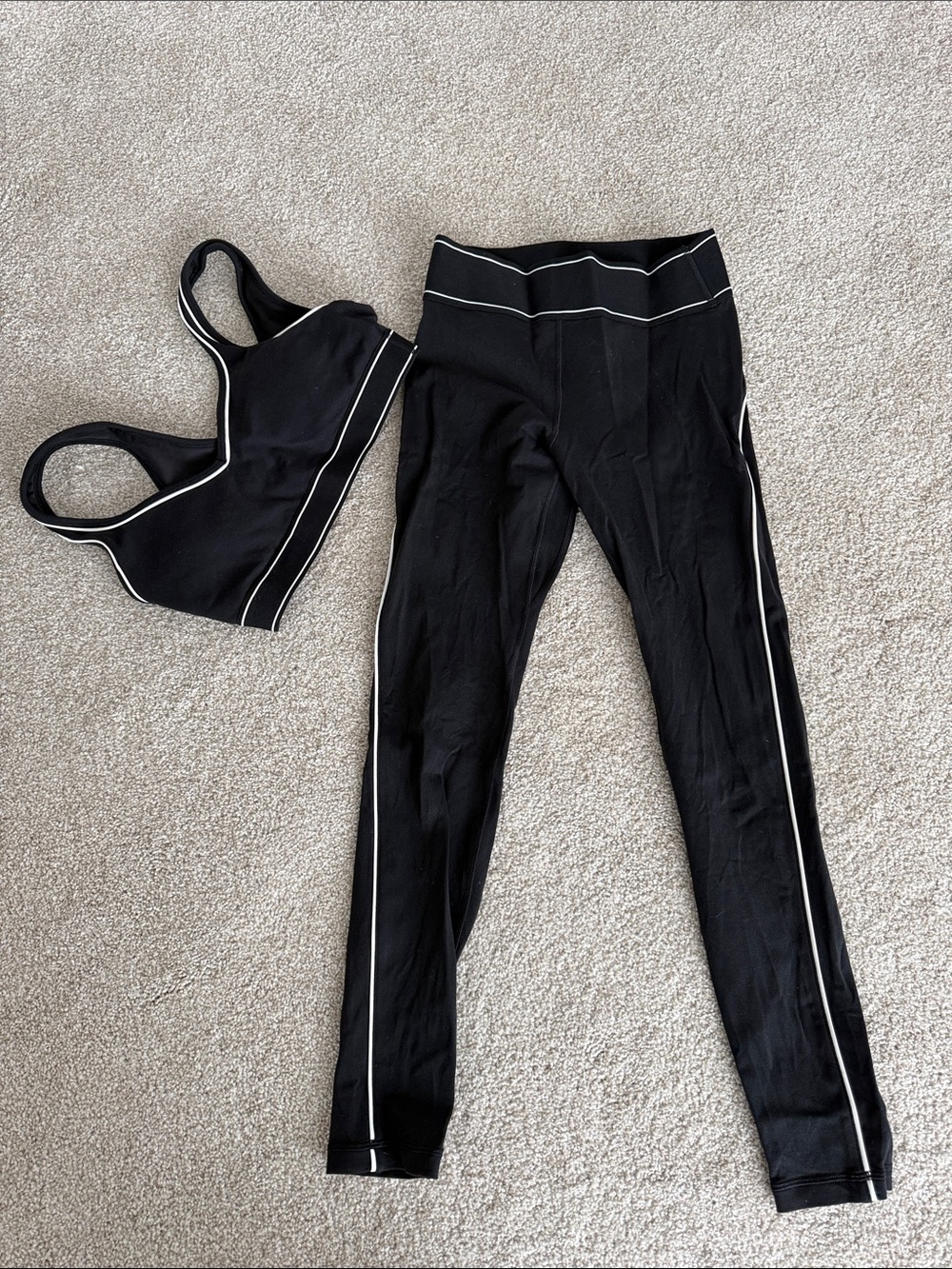 Aritzia golden workout set